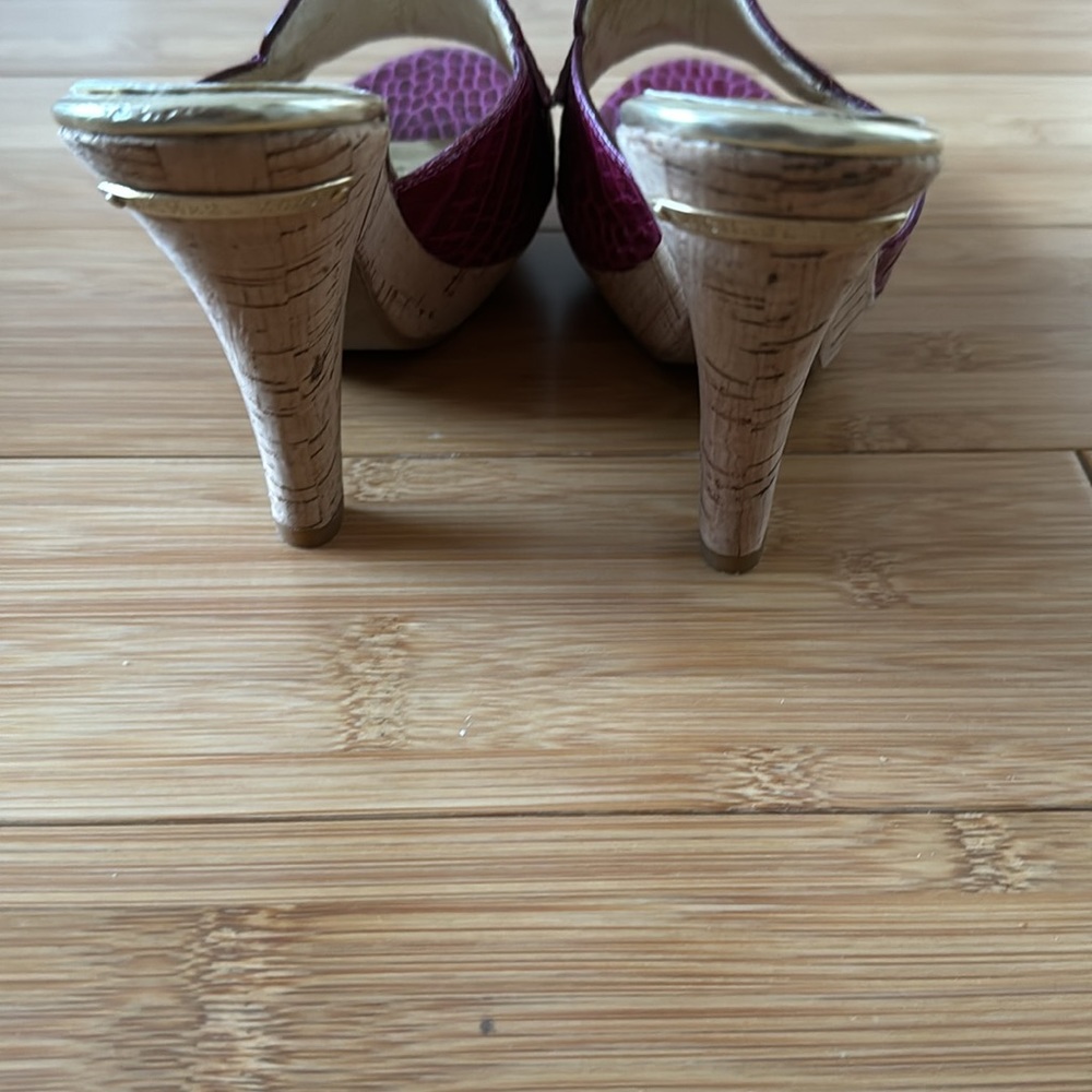 Michael Kors - Picture 3 of 4